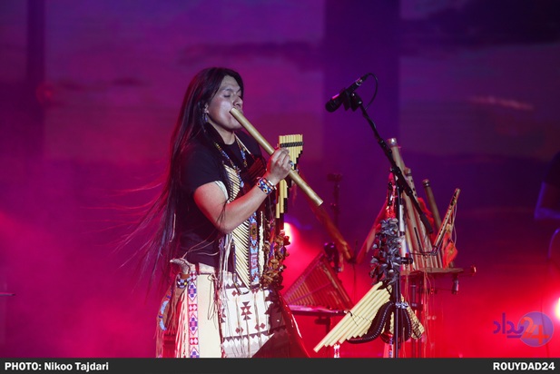 کنسرت لئو روخاس_ تاجداری