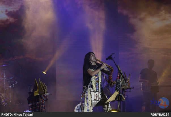 کنسرت لئو روخاس_ تاجداری