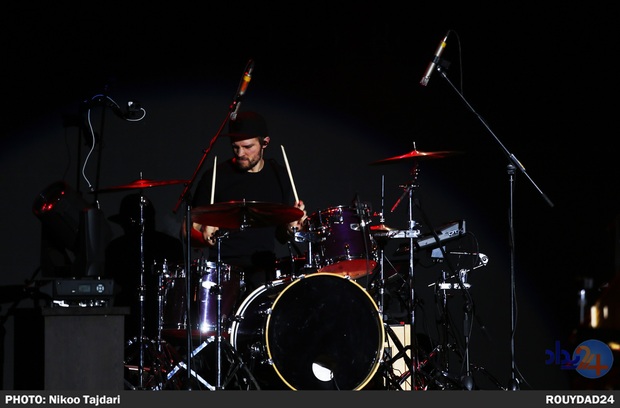 کنسرت لئو روخاس_ تاجداری