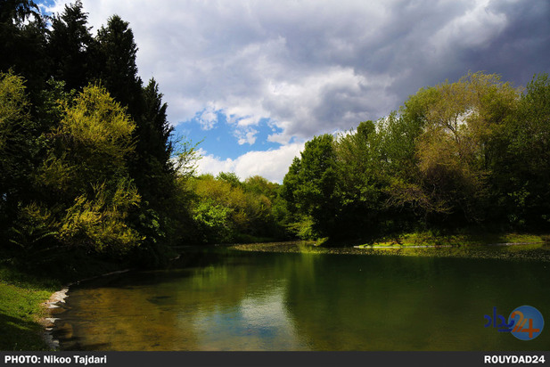 باغ گیاه شناسی_ تاجداری
