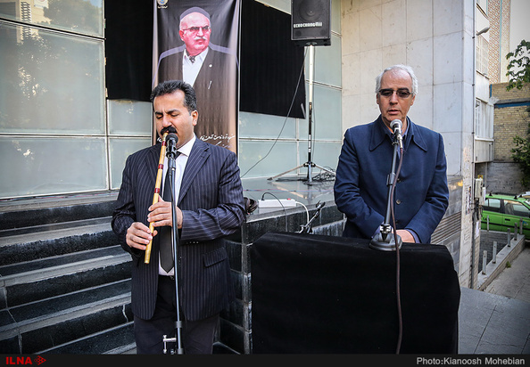 بهمن کشاورز