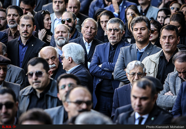 بهمن کشاورز