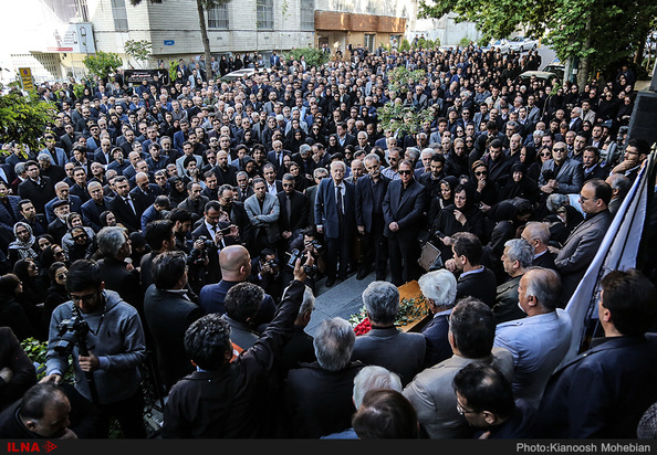 بهمن کشاورز