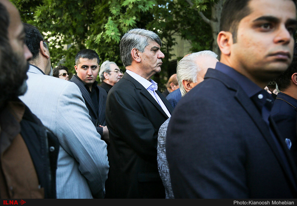 بهمن کشاورز