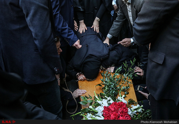 بهمن کشاورز