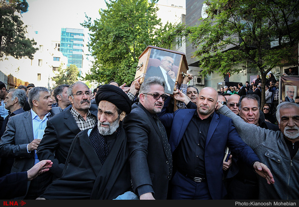 بهمن کشاورز