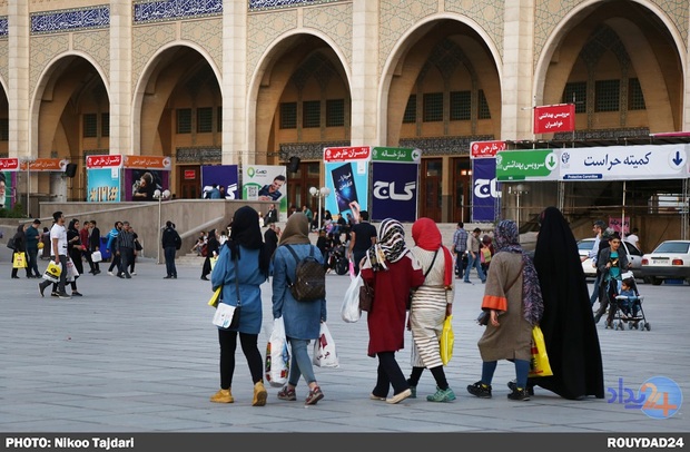 نمایشگاه کتاب 98_ تاجداری