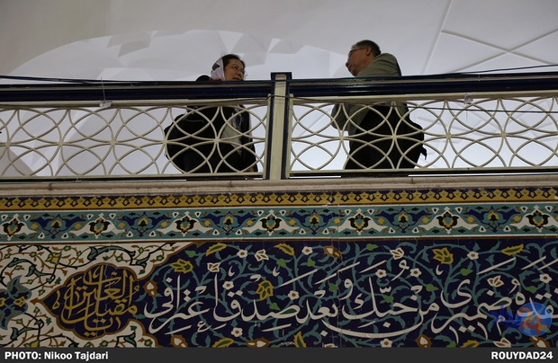 نمایشگاه کتاب 98_ تاجداری