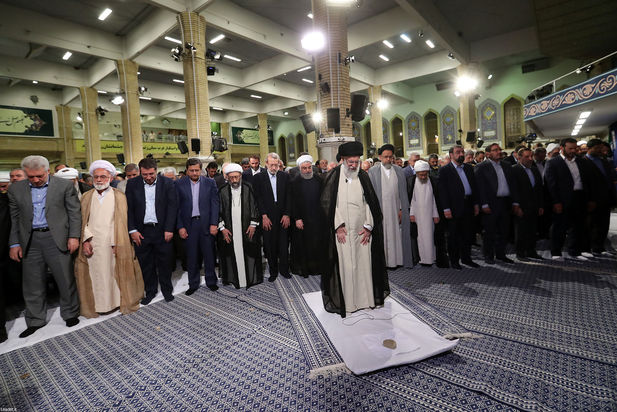 رهبر مسئولان