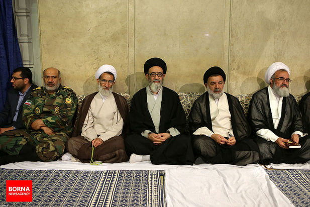 رهبر مسئولان