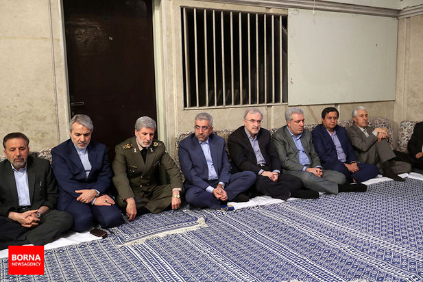 رهبر مسئولان