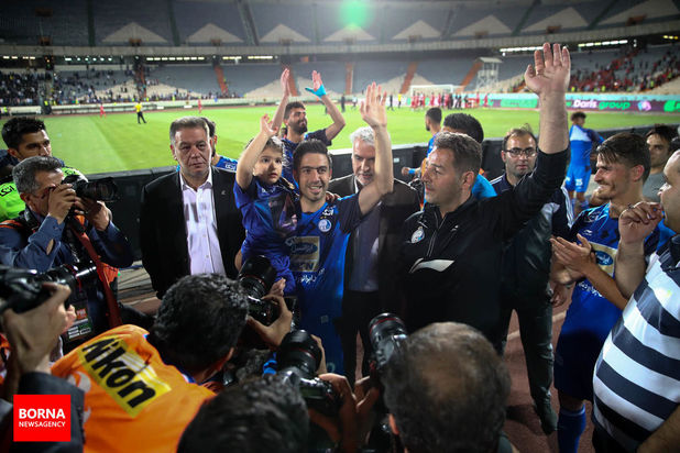 خداحافظی خسرو