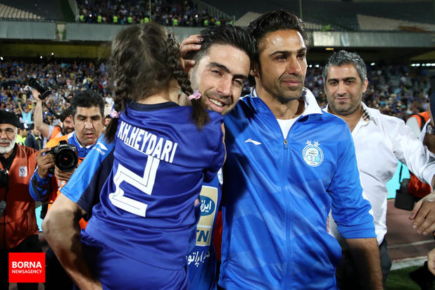 خداحافظی خسرو