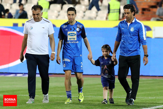 خداحافظی خسرو