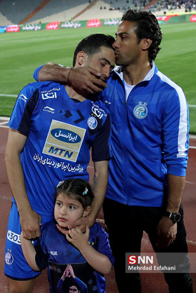 خداحافظی خسرو