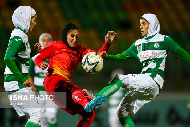 فوتبال بانوان