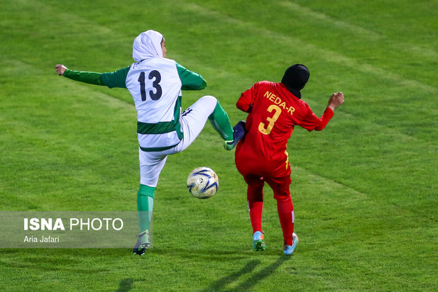 فوتبال بانوان