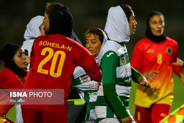 فوتبال بانوان