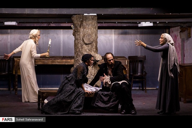 جنایت و مکافات