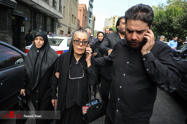 تشییع داریوش