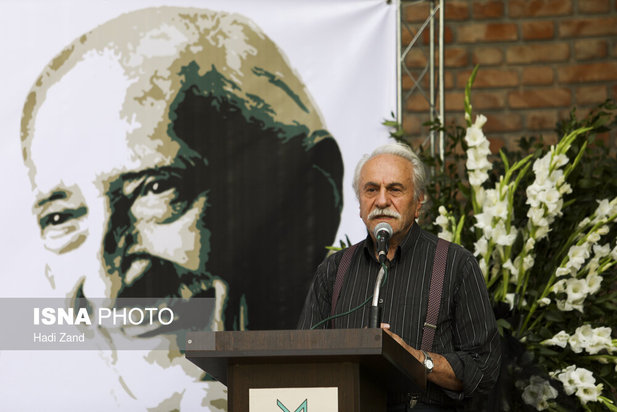 تشییع داریوش