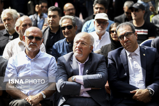 تشییع داریوش