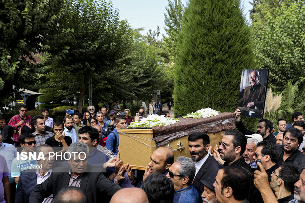 تشییع داریوش