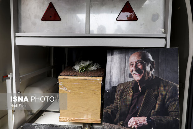 تشییع داریوش