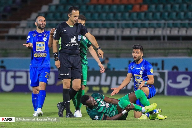 ذوب آهن و استقلال