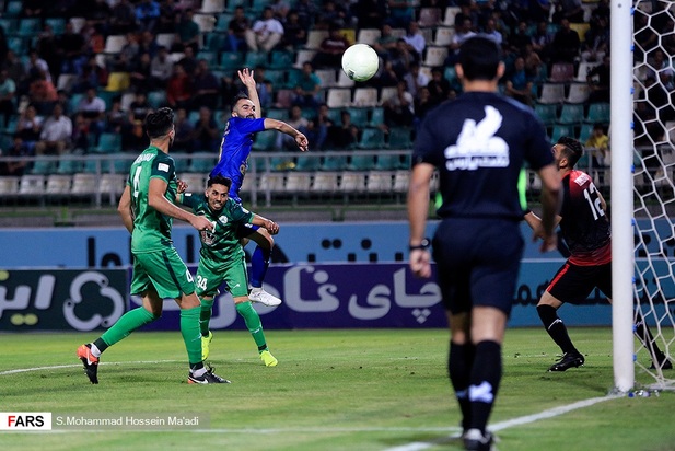 ذوب آهن و استقلال