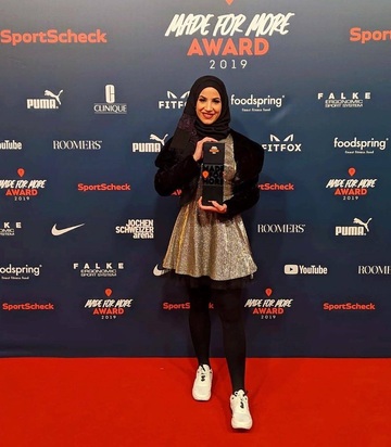 بوکسور محجبه