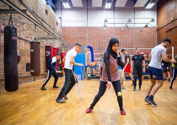 بوکسور محجبه