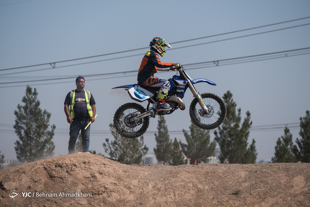 مسابقات موتورکراس بانوان