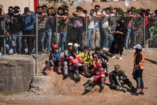 مسابقات موتورکراس بانوان