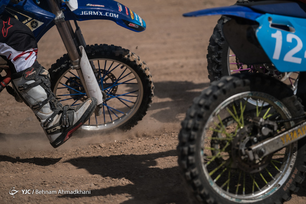 مسابقات موتورکراس بانوان