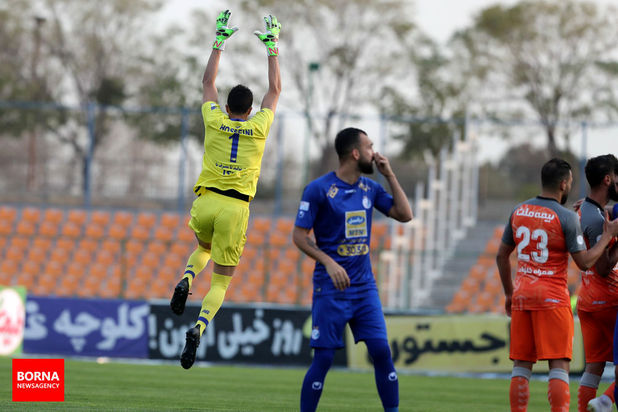 استقلال و سایپا