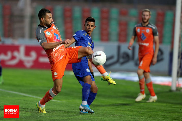 استقلال و سایپا