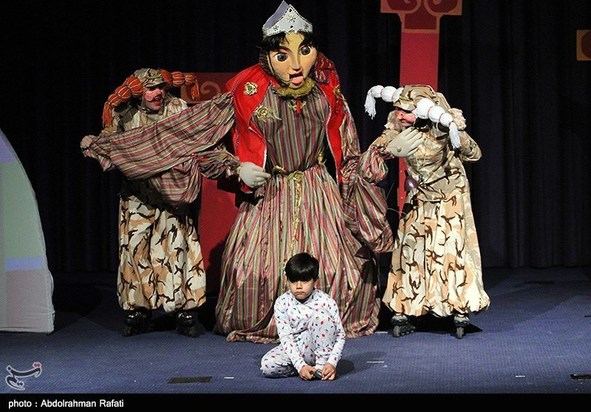 جشنواره بین المللی تئاتر کودک و نوجوان