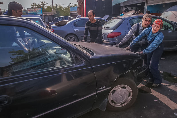 دختران مکانیک