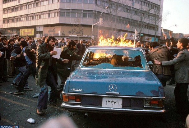 روزی روزگاری در ایران انقلاب شد