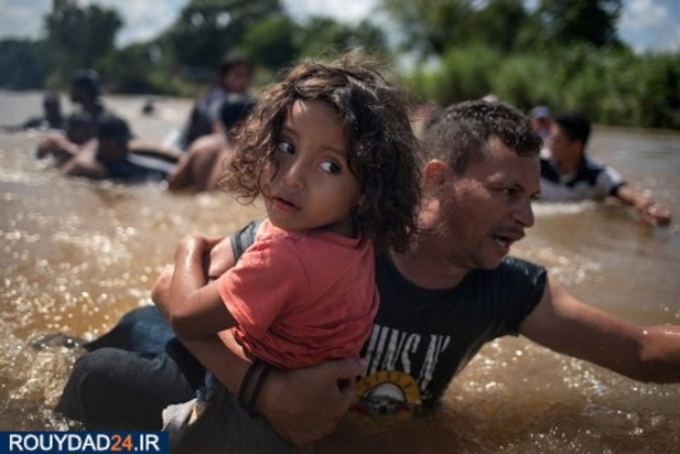 آغوش پدر و مادر تنها نقطه ی امن آسایش برای این کودکان است