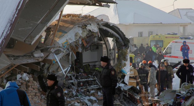 سقوط هواپیما