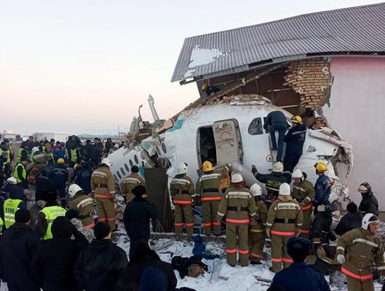 سقوط هواپیما