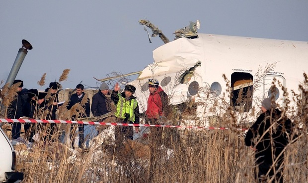 سقوط هواپیما