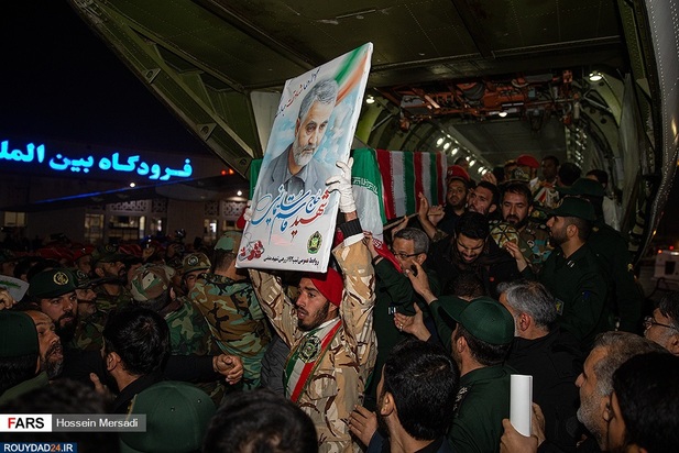 پیکر سردار سلیمانی و ابومهندس المهدی به اهواز رسیدند