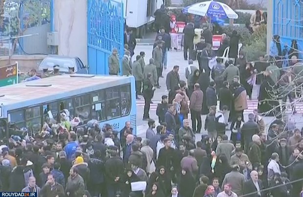 نماز جمعت تهران به امامت آیت الله خامنه ای