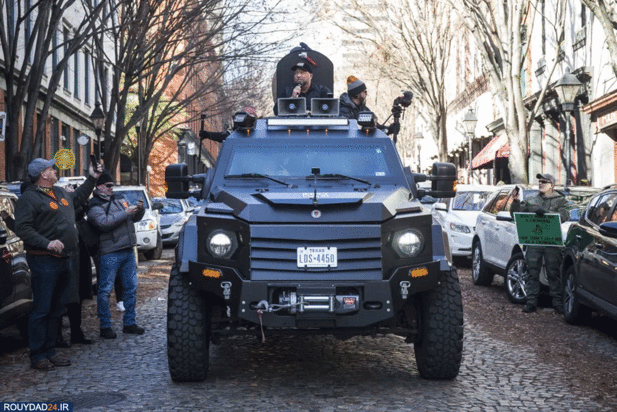 تظاهرات طرفداران قانون حمل سلاح در آمریکا 