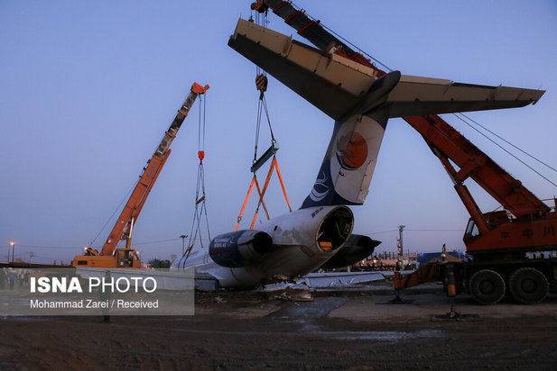 سقوط هواپیما