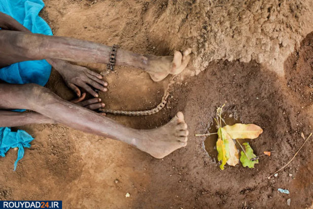 دخیل بستن بیماران روانی کشور آفریقایی غنا در کلیسا