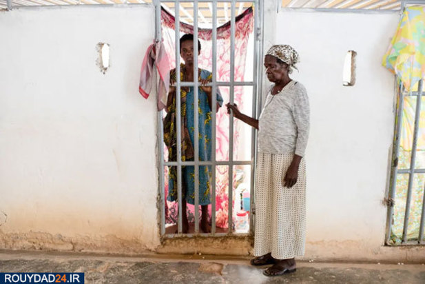 دخیل بستن بیماران روانی کشور آفریقایی غنا در کلیسا